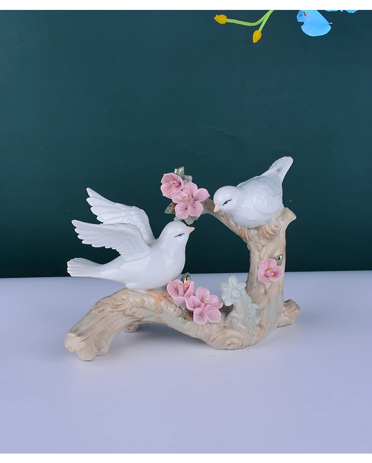 Ceramic Hummingbird Figurines Charming Home Decor and Gift Accessories Featuring Delicate Flower Birds