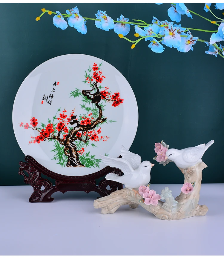 Ceramic Hummingbird Figurines Charming Home Decor and Gift Accessories Featuring Delicate Flower Birds
