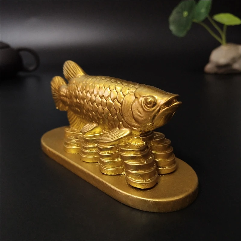 Feng Shui Gold Fish Ornaments Exquisite Statues for Home Decoration and Gift-Giving
