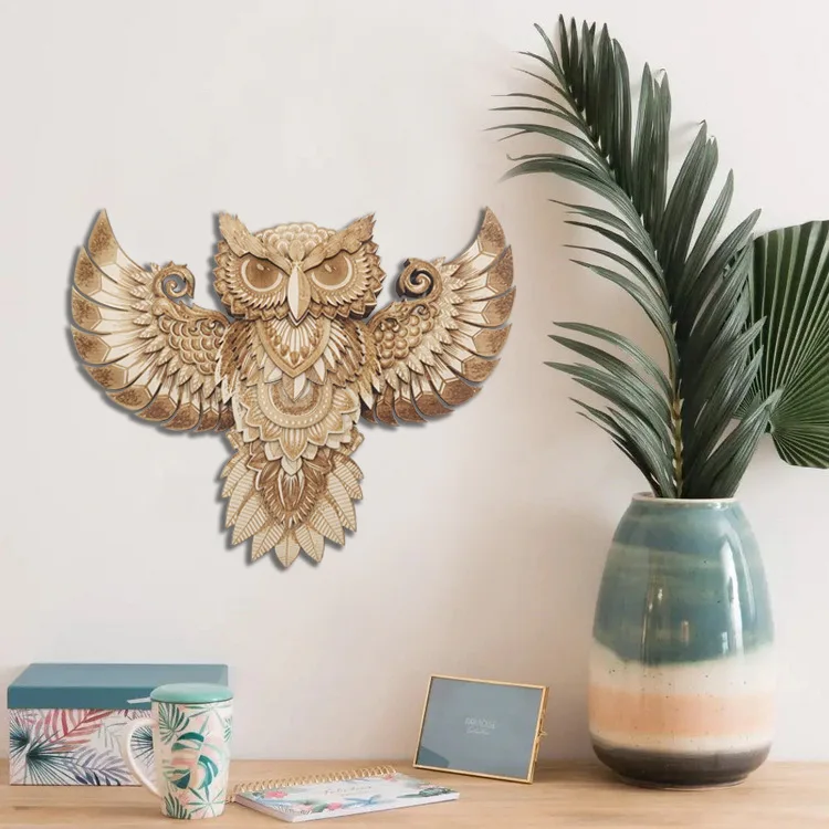 Whimsical Wooden Owl Ornament Charming Wall Hanging for Home Decor - Handcrafted Owl Adornment and Pendant, Perfect for Room Decor and Wall Art