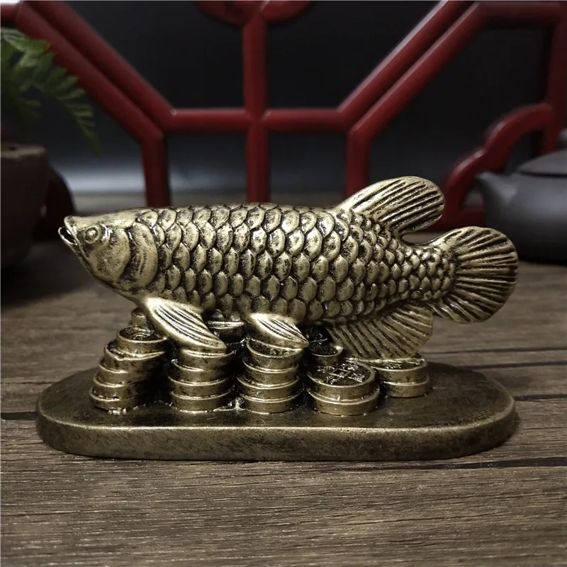 Feng Shui Gold Fish Ornaments Exquisite Statues for Home Decoration and Gift-Giving