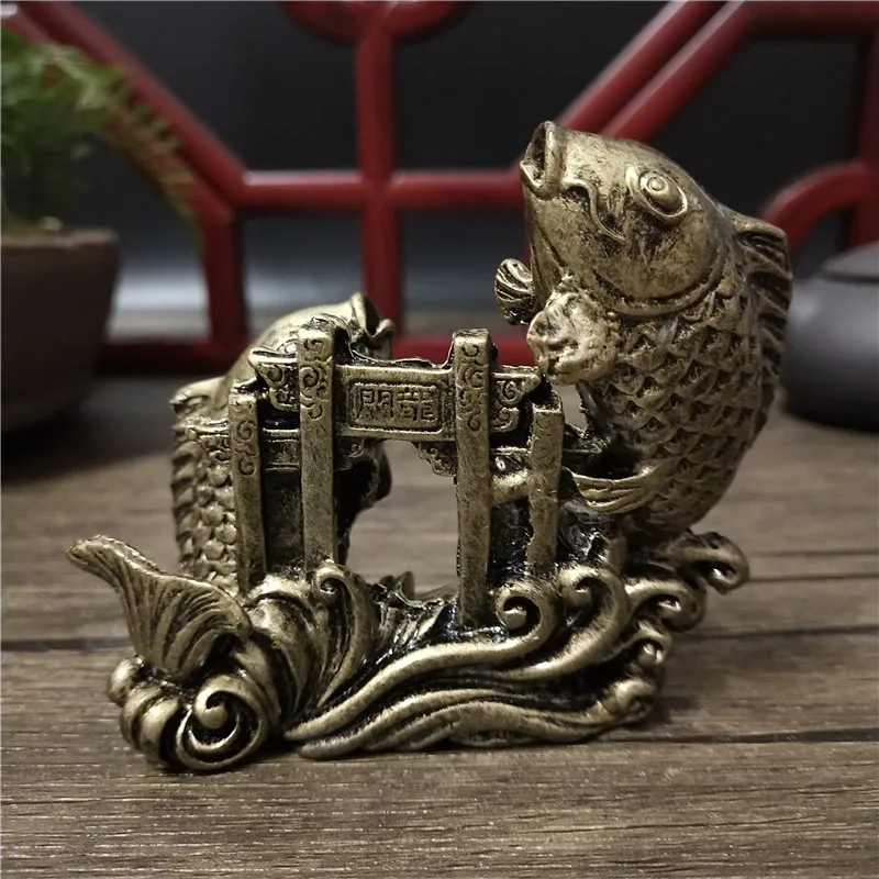 Hand-Carved Gold Buddha Statues: Elevate Your Home Decor with Stunning Fish Ornaments